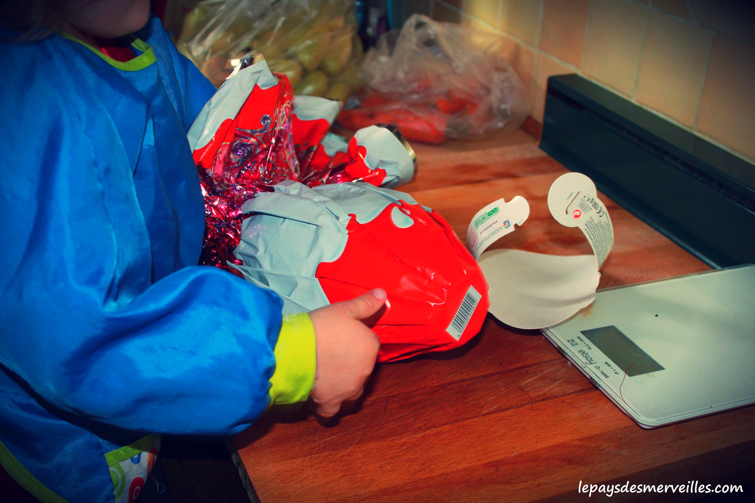 Gateau Au Kinder Recette Facile A Realiser Avec Les Enfants Le Pays Des Merveilles