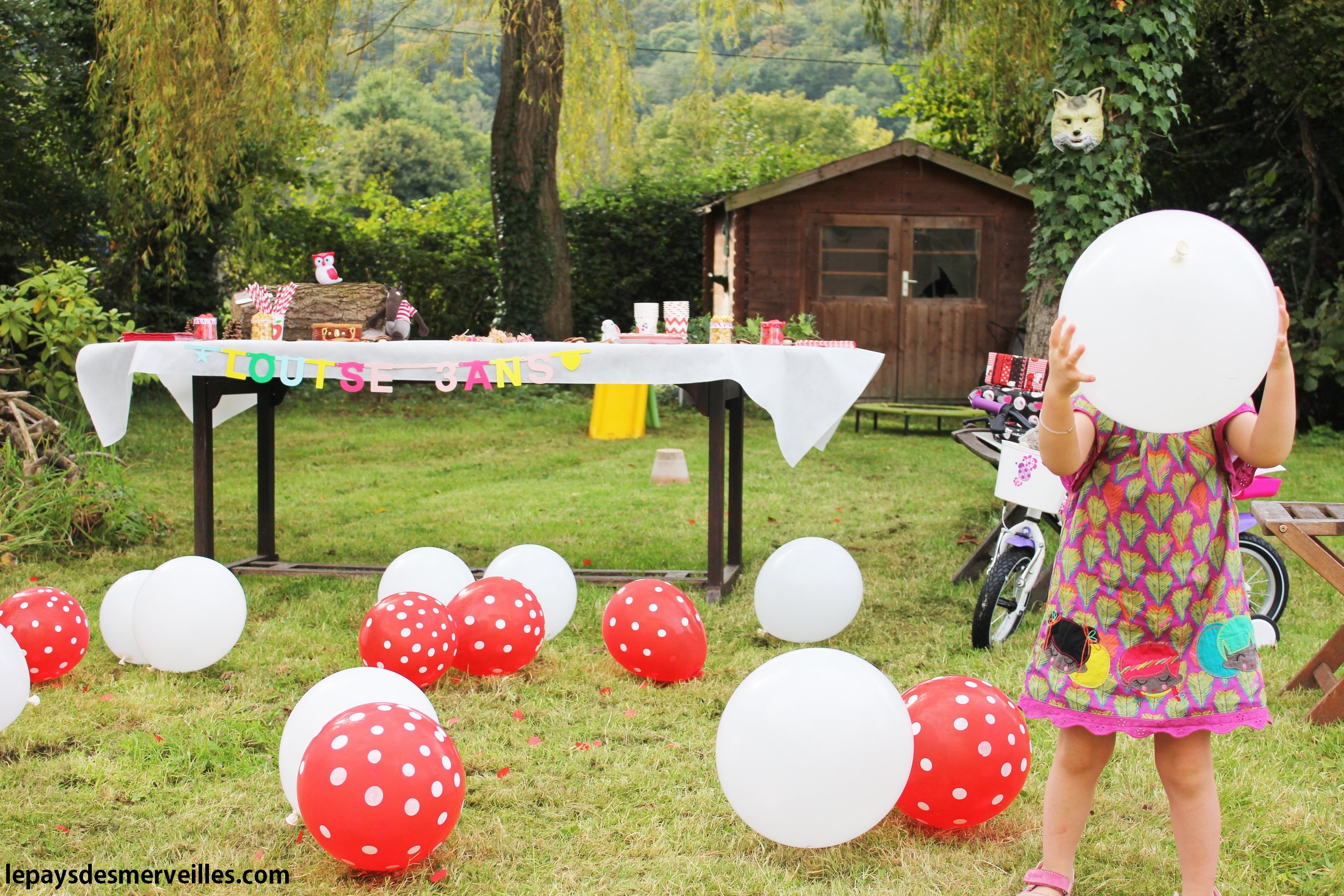 3 Ans Sur Le Theme Du Petit Chaperon Rouge Le Pays Des Merveilles