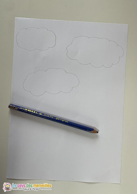 Dessiner des nuages au crayon à papier