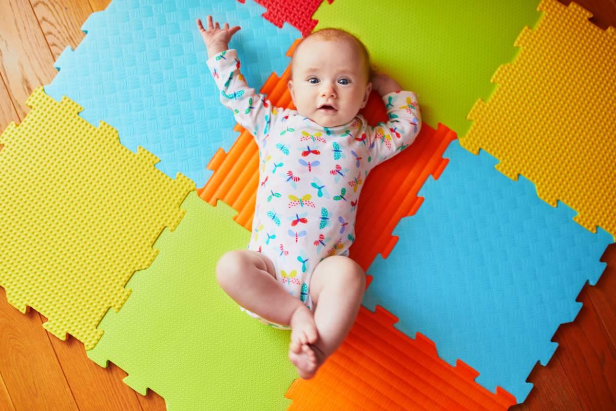 Quel Tapis D Eveil Choisir Pour Un Cadeau De Naissance